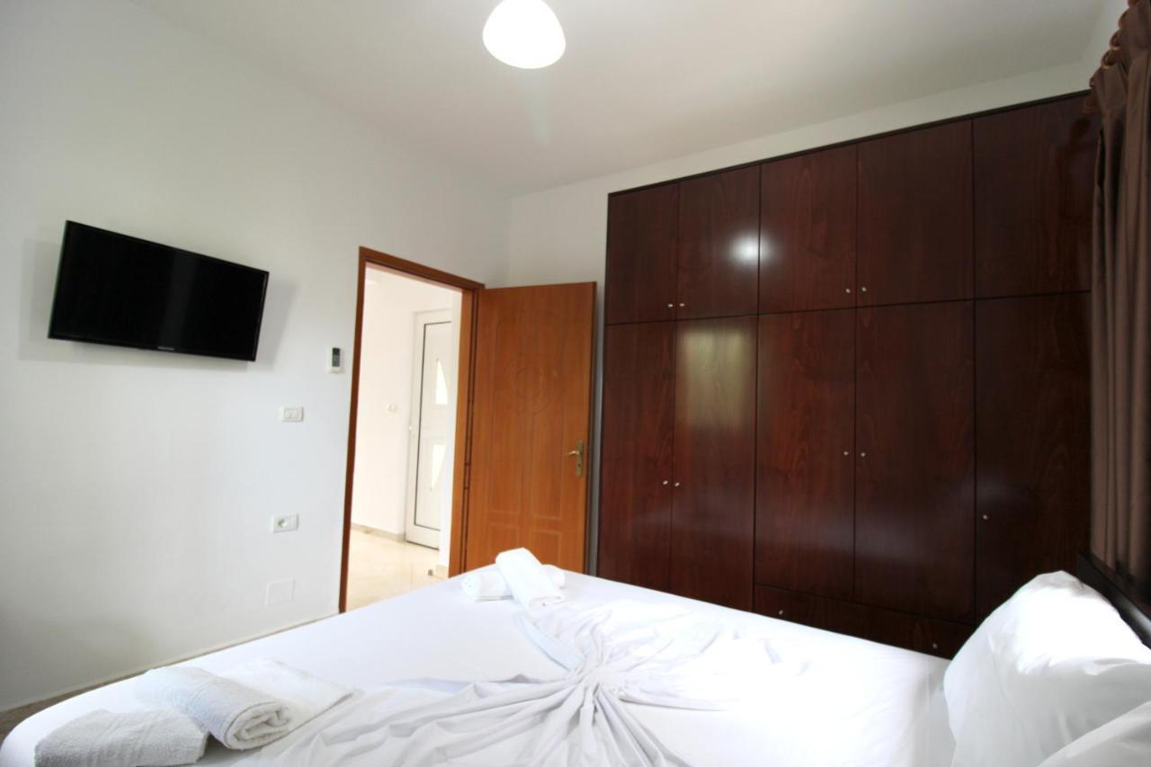 Vila Bilali Apartment Ksamil Ngoại thất bức ảnh