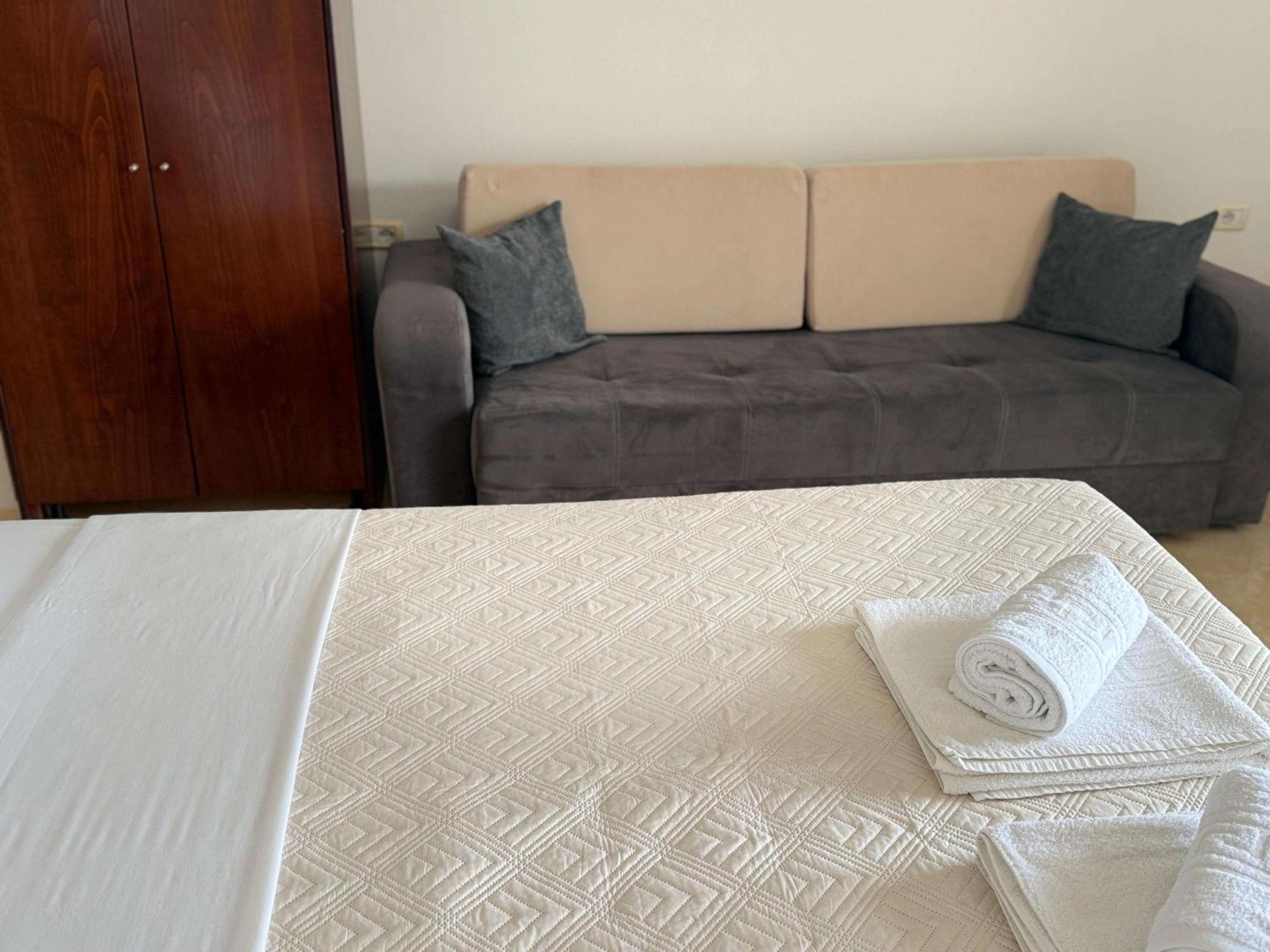 Vila Bilali Apartment Ksamil Ngoại thất bức ảnh