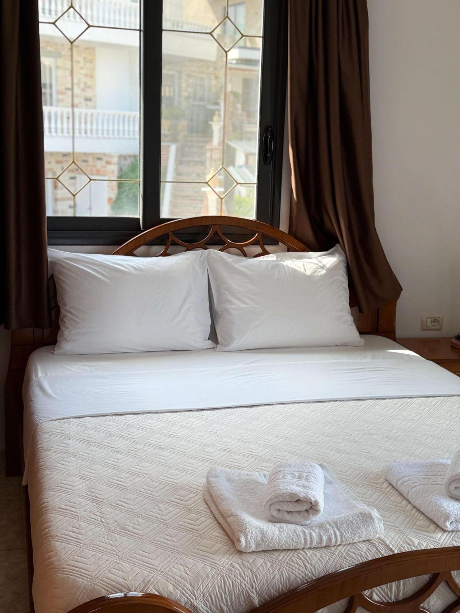 Vila Bilali Apartment Ksamil Ngoại thất bức ảnh