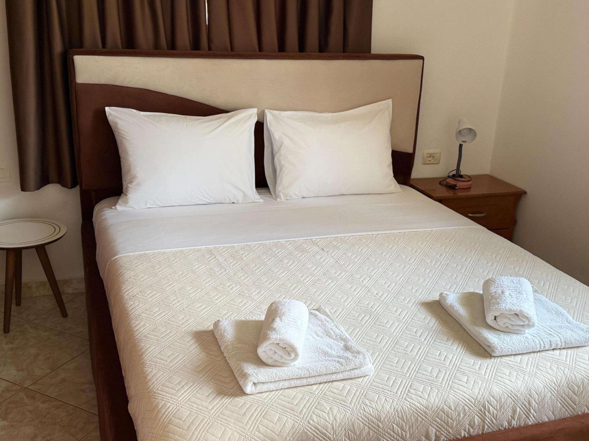 Vila Bilali Apartment Ksamil Ngoại thất bức ảnh