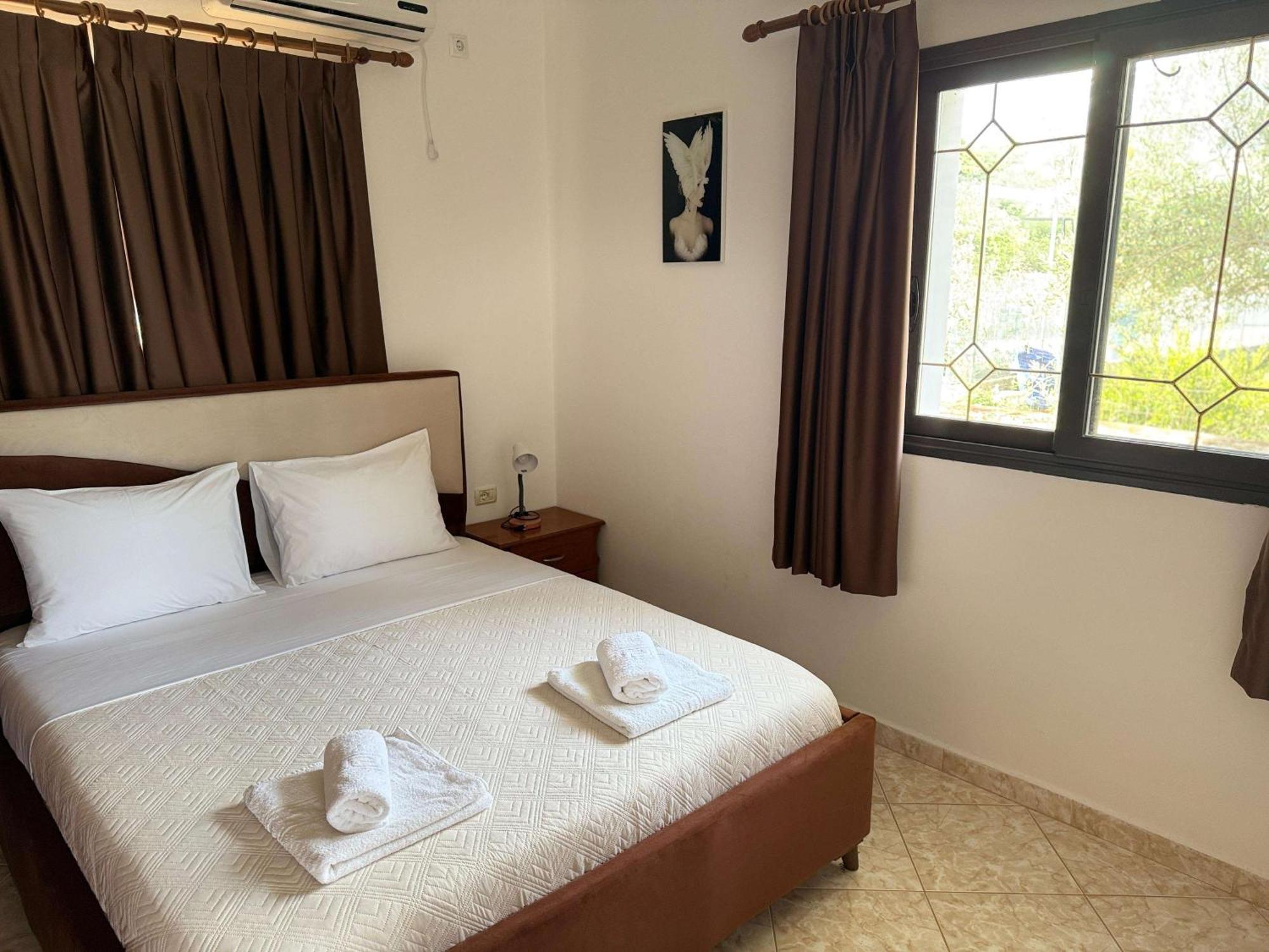 Vila Bilali Apartment Ksamil Ngoại thất bức ảnh