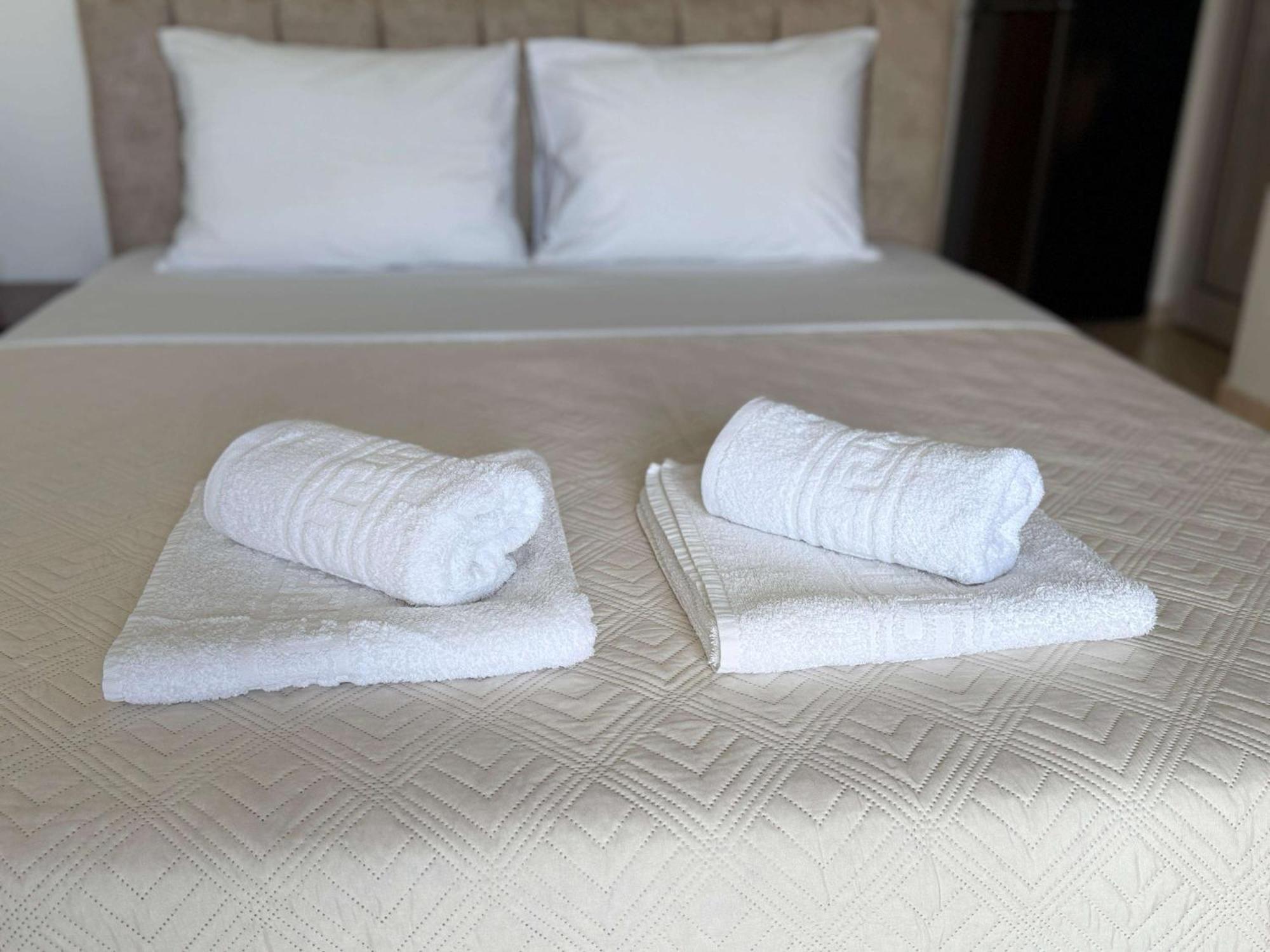 Vila Bilali Apartment Ksamil Ngoại thất bức ảnh