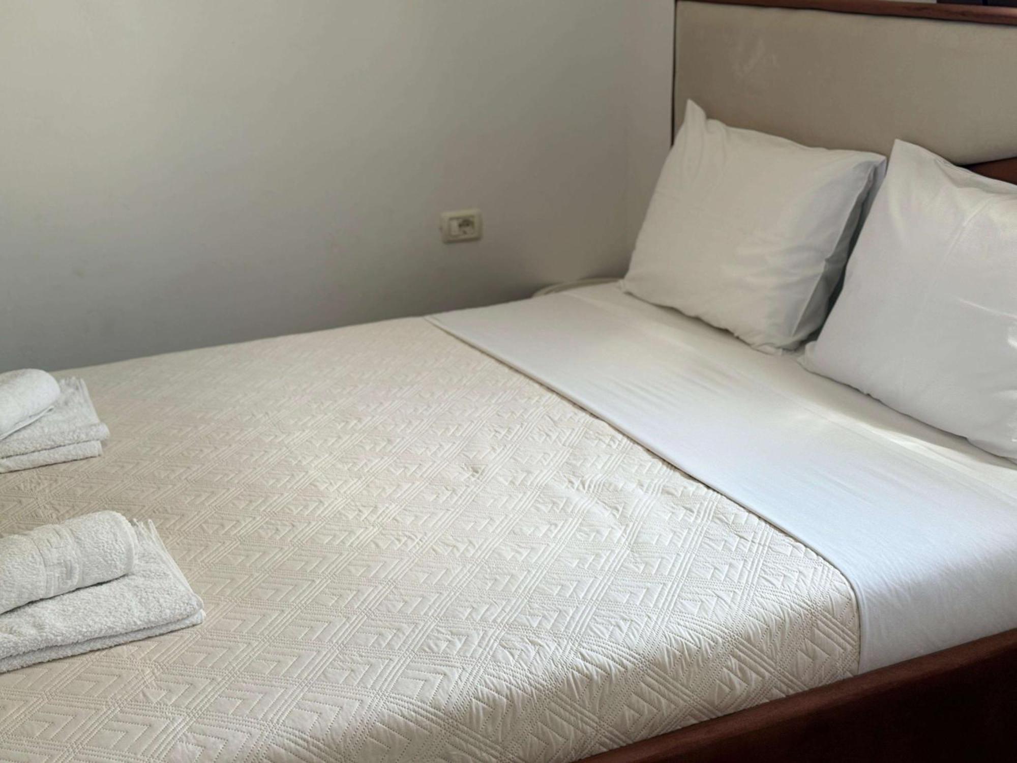 Vila Bilali Apartment Ksamil Ngoại thất bức ảnh