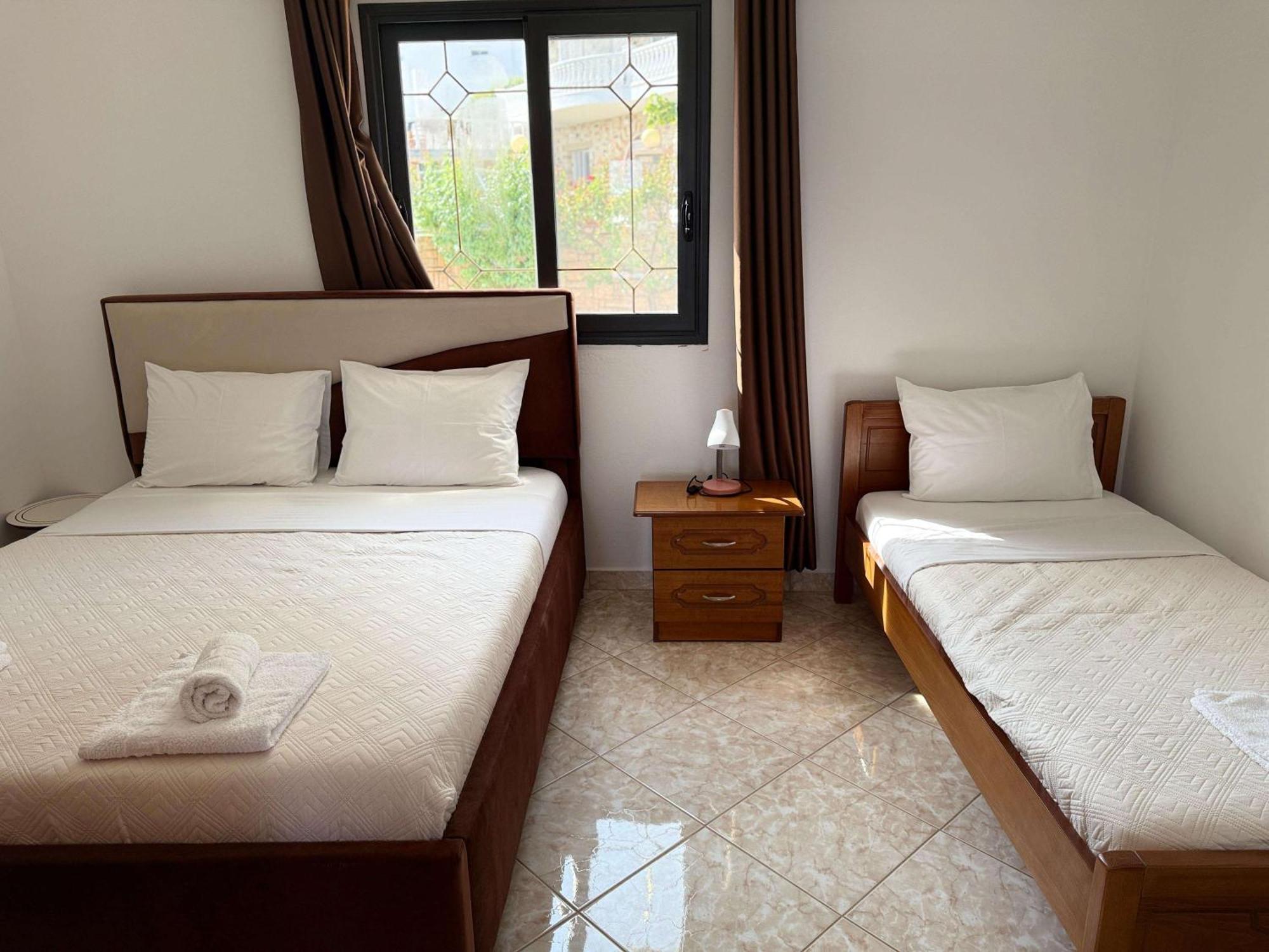 Vila Bilali Apartment Ksamil Ngoại thất bức ảnh